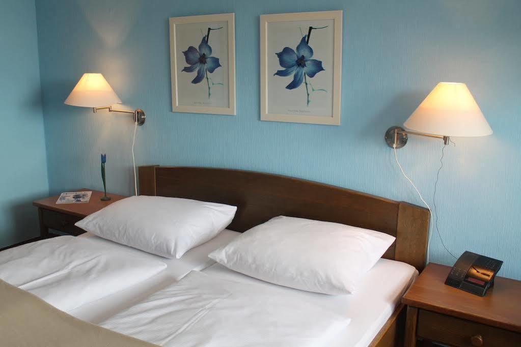 Ulrichshof Hotel เบราน์ลาเกอ ภายนอก รูปภาพ